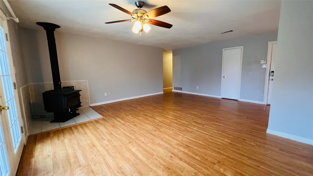 7301 Fishtrap Road Cross Roads, TX 76227