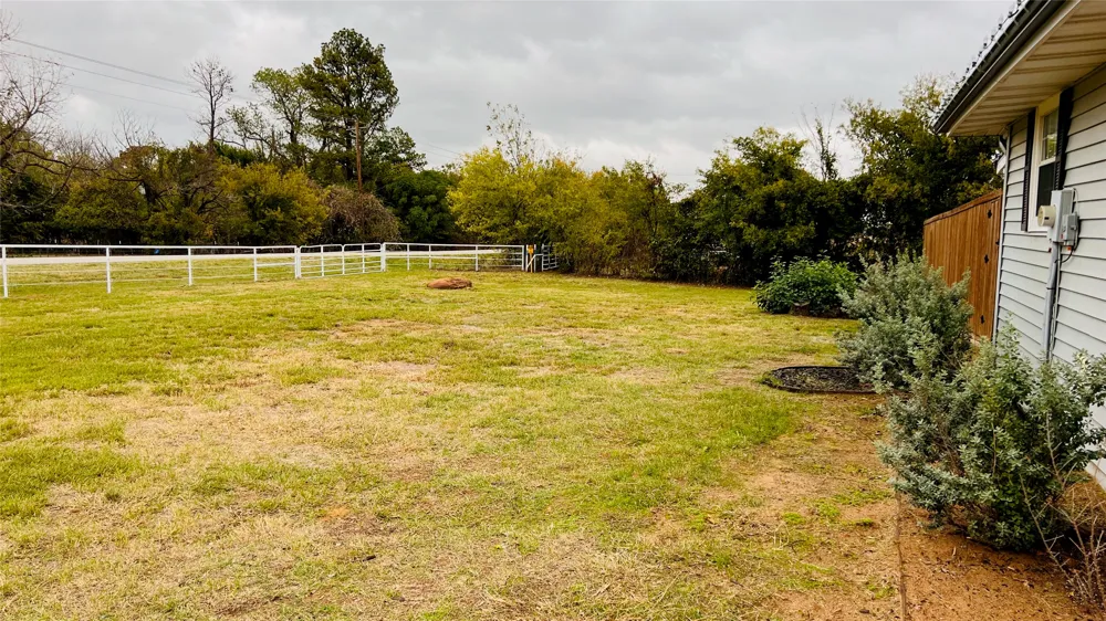 7301 Fishtrap Road Cross Roads, TX 76227