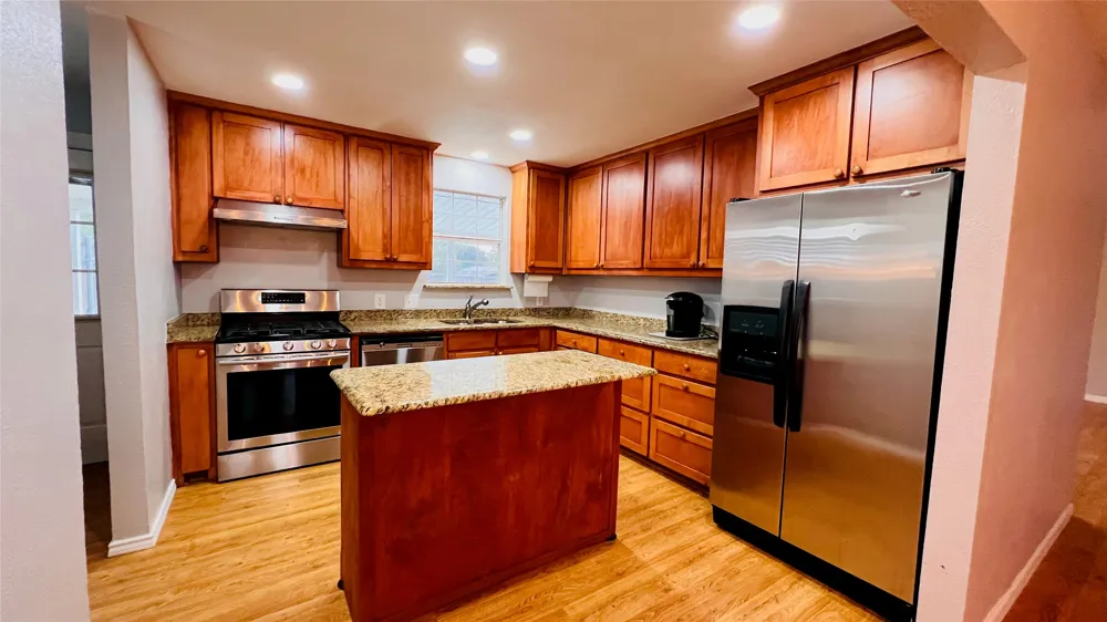 7301 Fishtrap Road Cross Roads, TX 76227