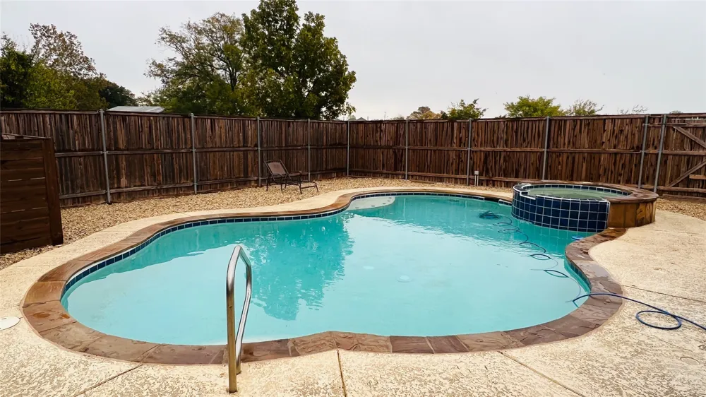 7301 Fishtrap Road Cross Roads, TX 76227
