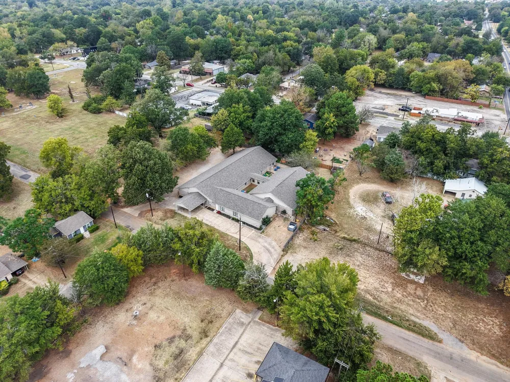 1905 E Price Street #A Paris, TX 75460