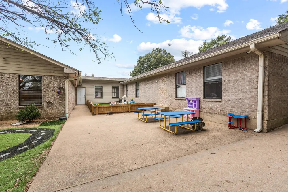 1905 E Price Street #A Paris, TX 75460