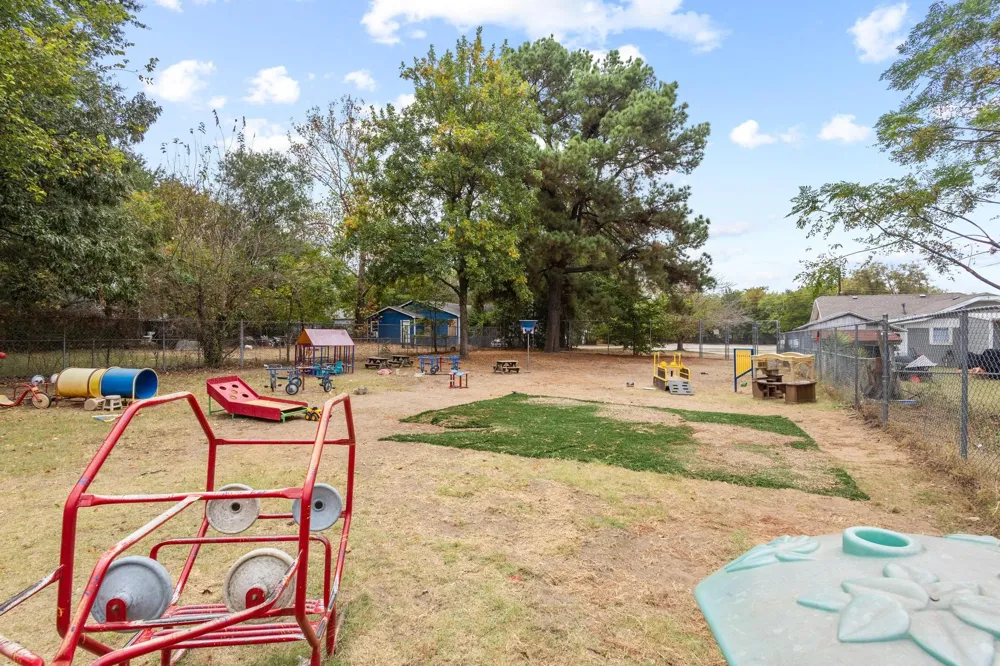 1905 E Price Street #A Paris, TX 75460