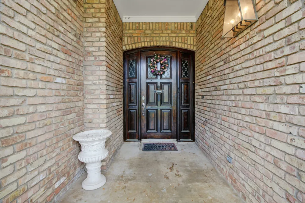 902 Kingsbury Court Longview, TX 75604