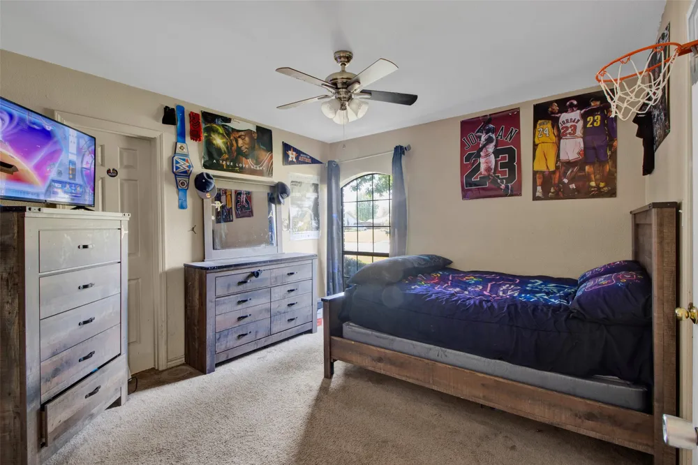 902 Kingsbury Court Longview, TX 75604