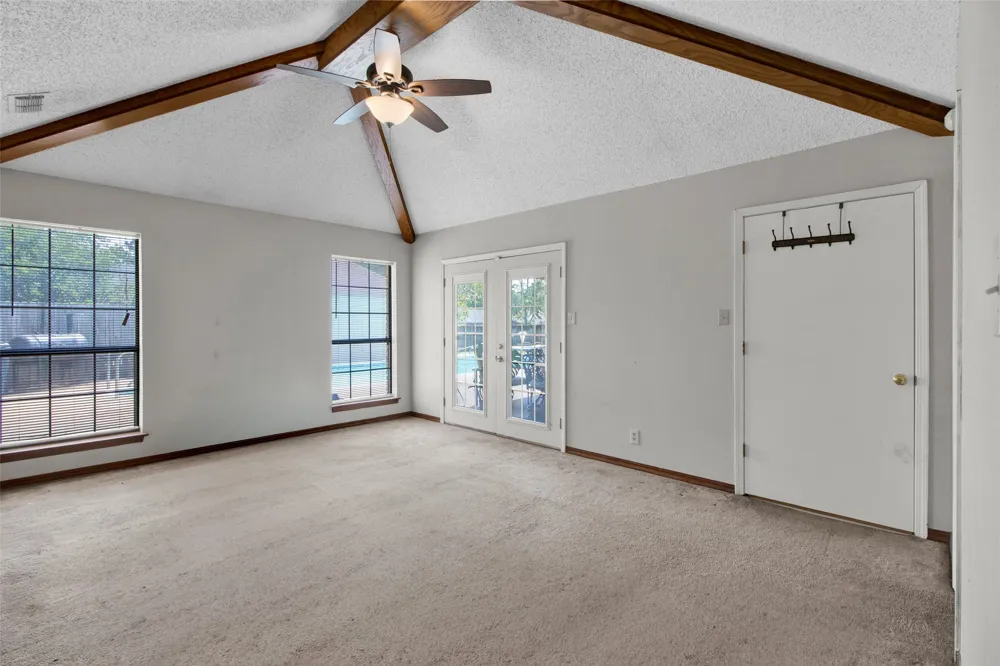 902 Kingsbury Court Longview, TX 75604