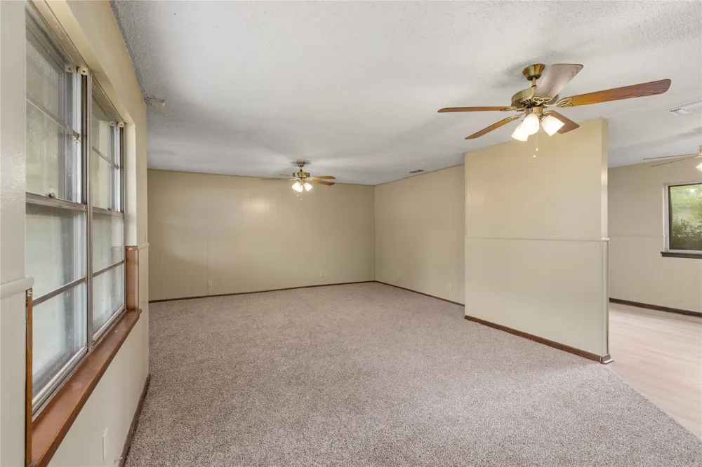 900 W 2nd Street Coleman, TX 76834