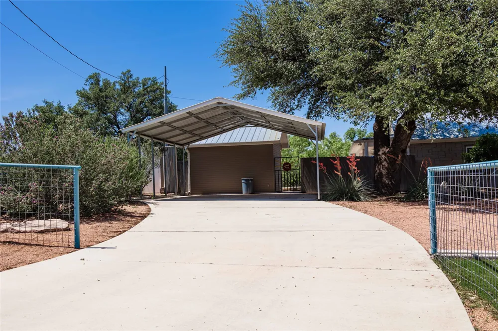 217 County Rd. 102 San Saba, TX 76877
