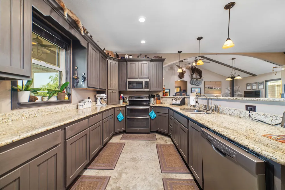217 County Rd. 102 San Saba, TX 76877