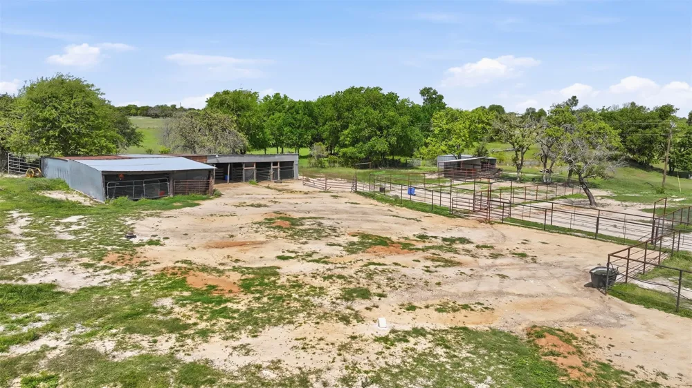 591 Mcfarland Lane Weatherford, TX 76088