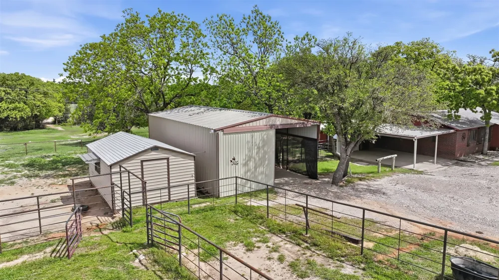 591 Mcfarland Lane Weatherford, TX 76088