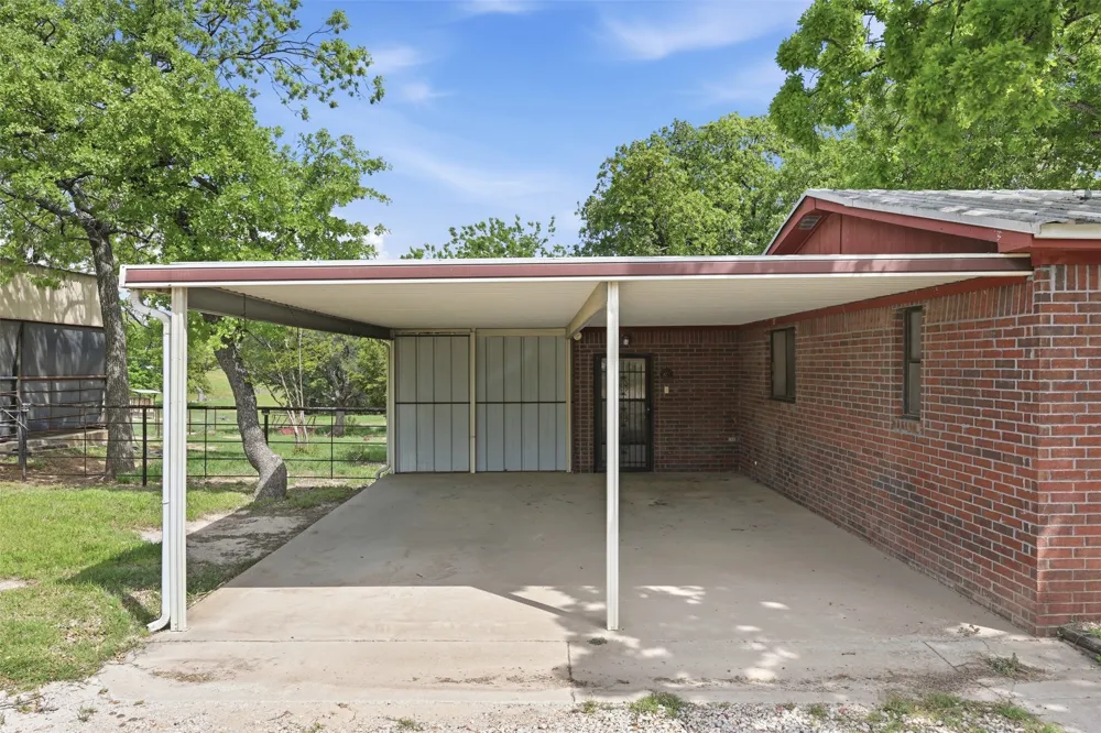 591 Mcfarland Lane Weatherford, TX 76088