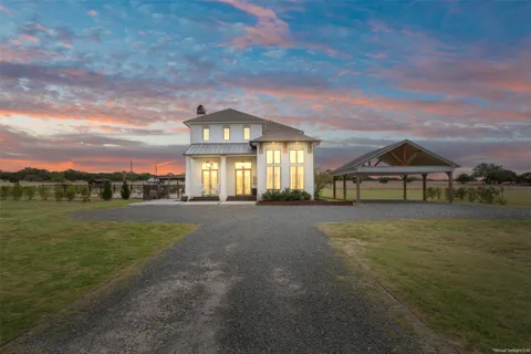 474 Private Road 305