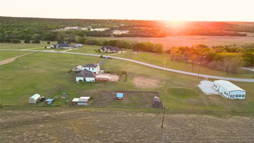 474 Private Road 305 Gatesville, TX 76528