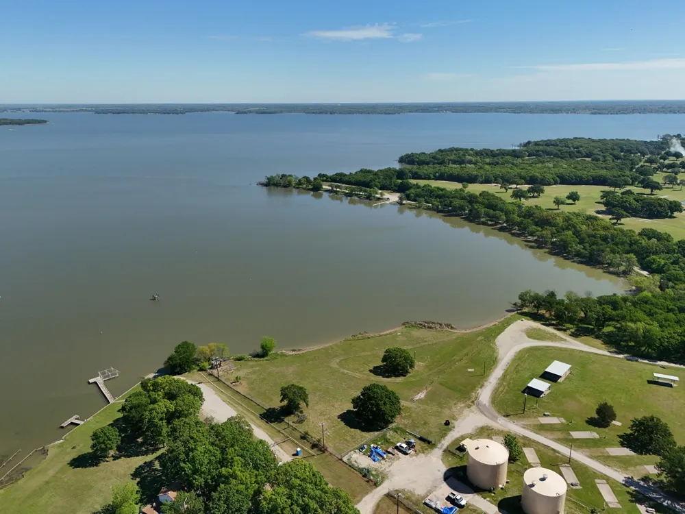 1032 Shoreline Drive West Tawakoni, TX 75474