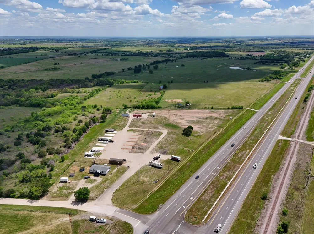 114 CR 119 Riesel, TX 76682