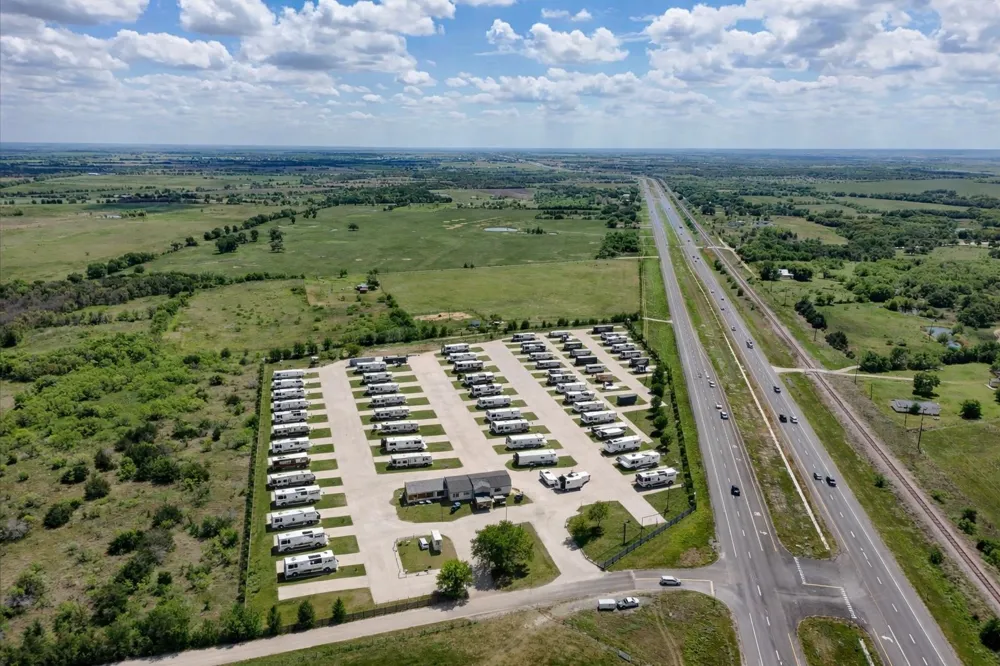 114 CR 119 Riesel, TX 76682