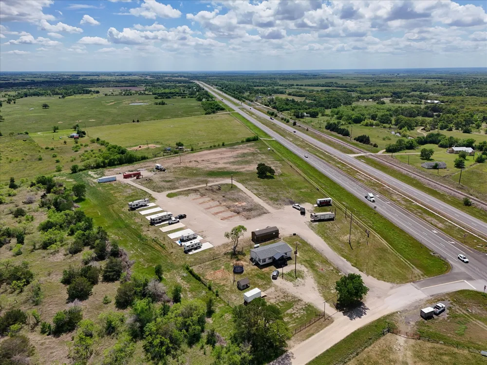 114 CR 119 Riesel, TX 76682