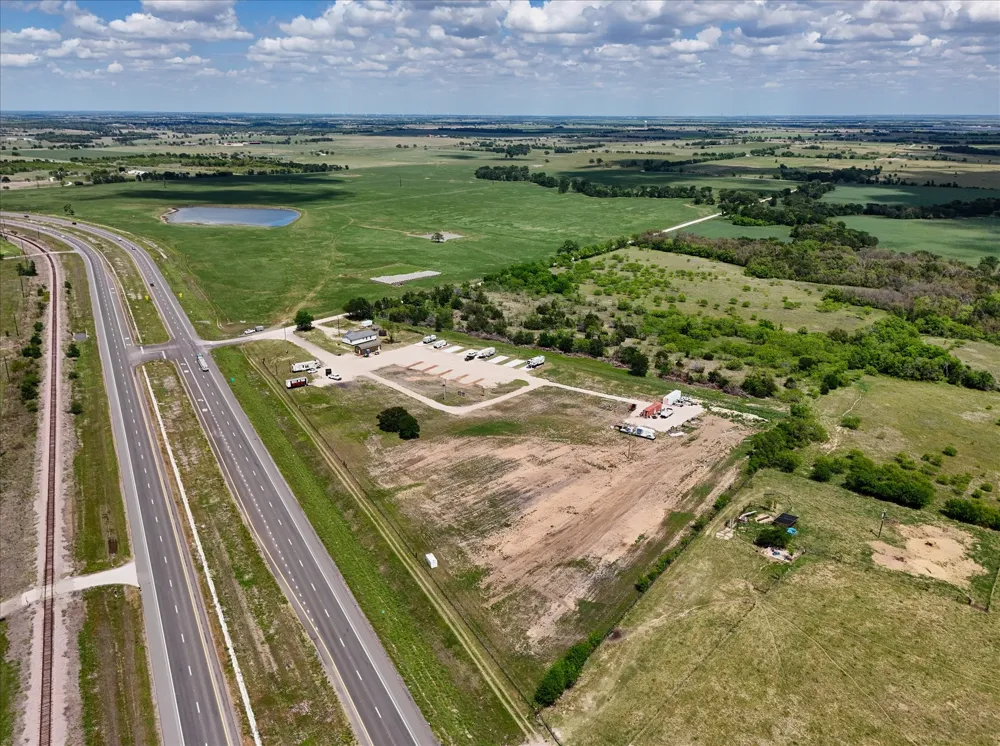 114 CR 119 Riesel, TX 76682
