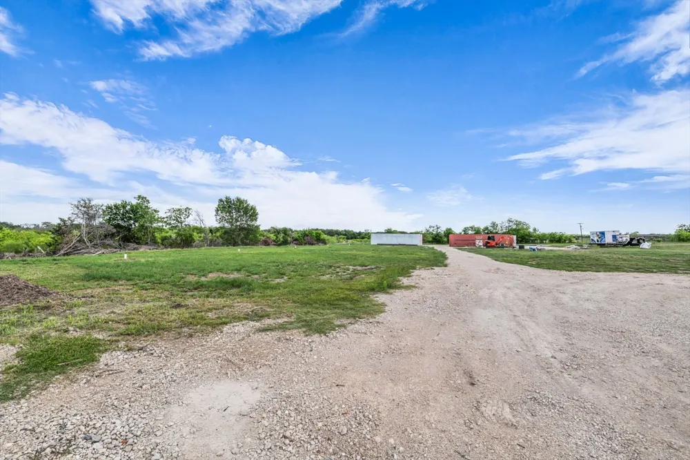 114 CR 119 Riesel, TX 76682