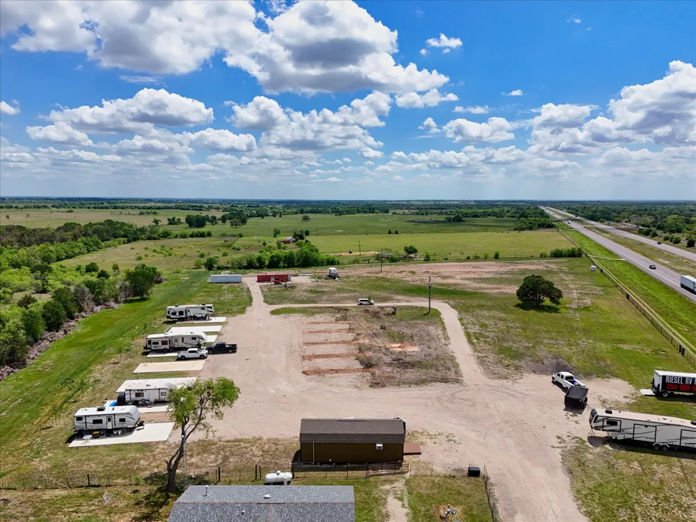 114 CR 119 Riesel, TX 76682