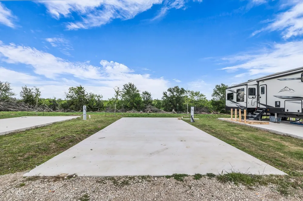 114 CR 119 Riesel, TX 76682