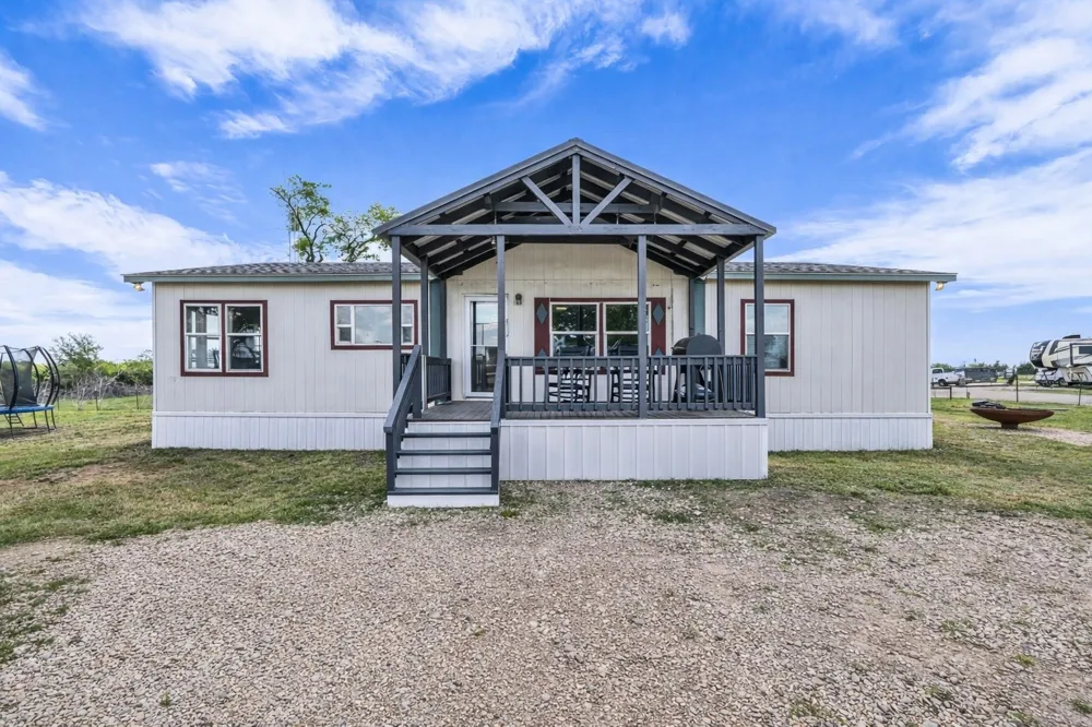 114 CR 119 Riesel, TX 76682