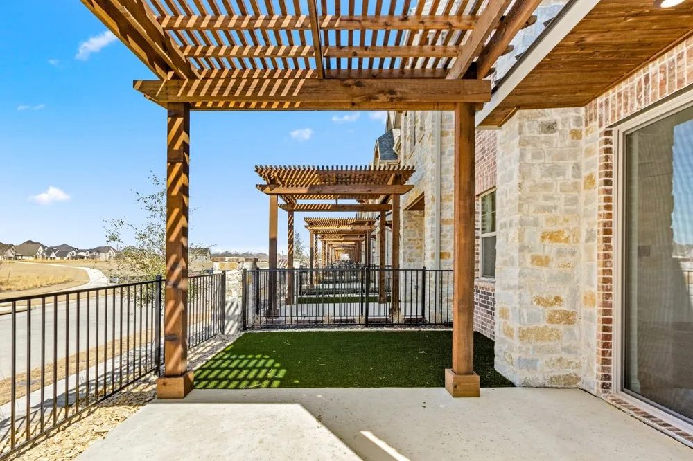 1200 Armstrong The Colony, TX 75056