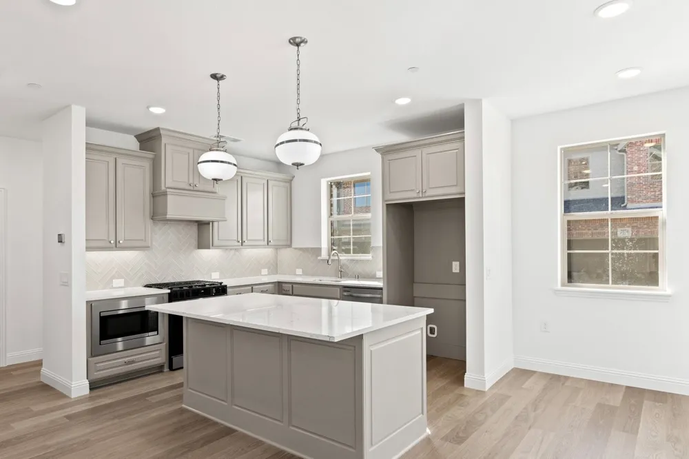 1200 Armstrong The Colony, TX 75056