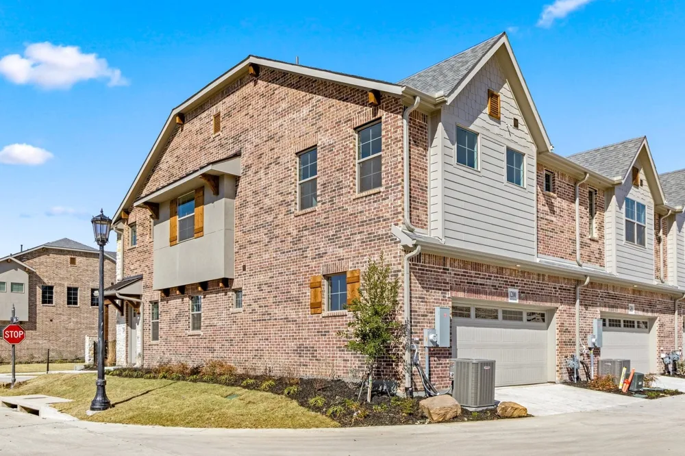 1200 Armstrong The Colony, TX 75056