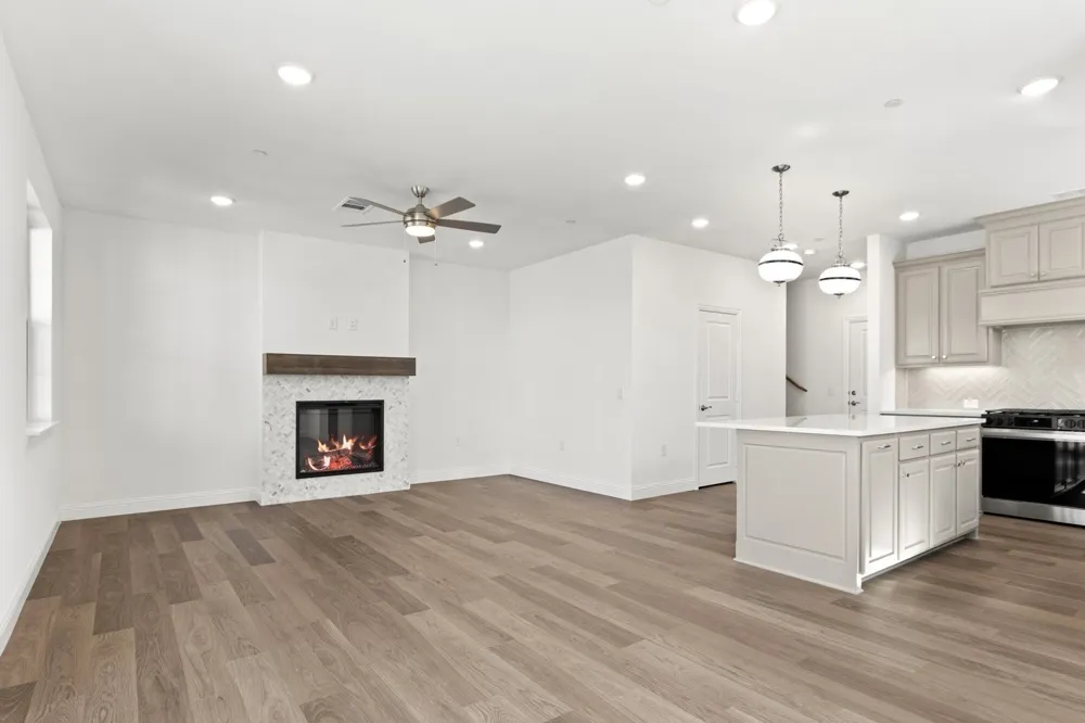 1200 Armstrong The Colony, TX 75056