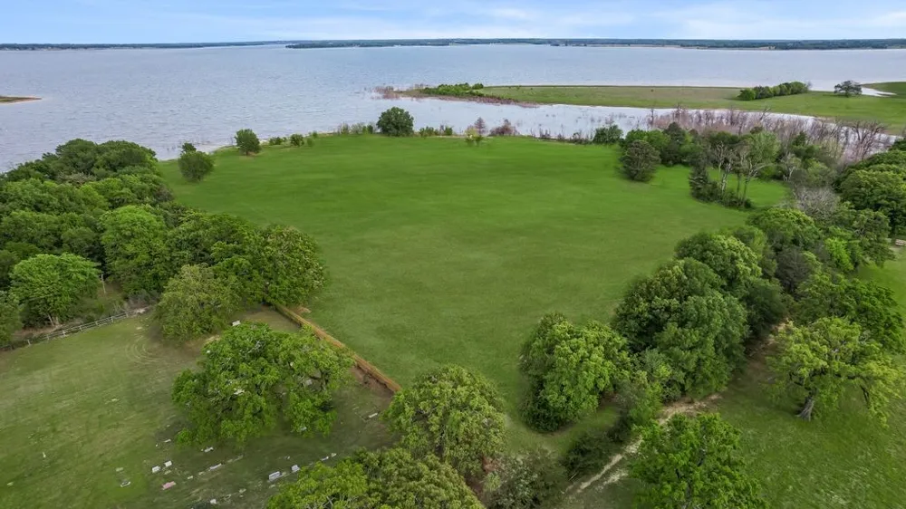 1125 County Road 2670 #Lot 2 Telephone, TX 75488