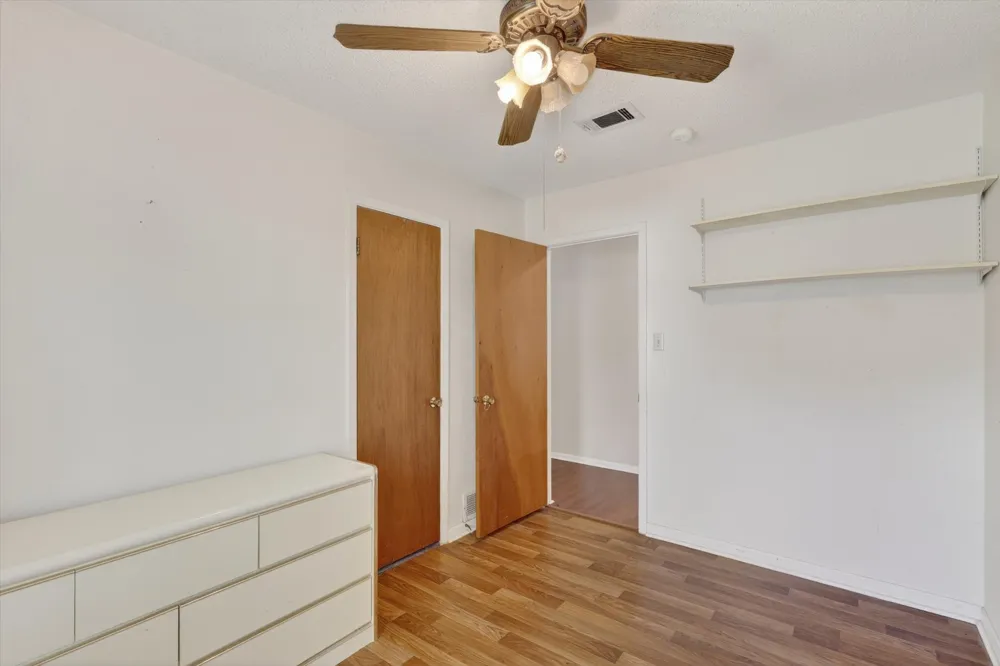 624 Avenue A Springtown, TX 76082