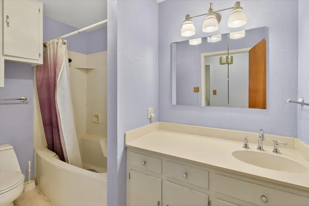624 Avenue A Springtown, TX 76082