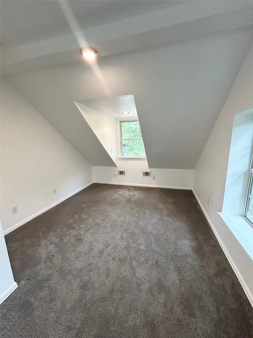 921 Bradleys Bend Tool, TX 75143
