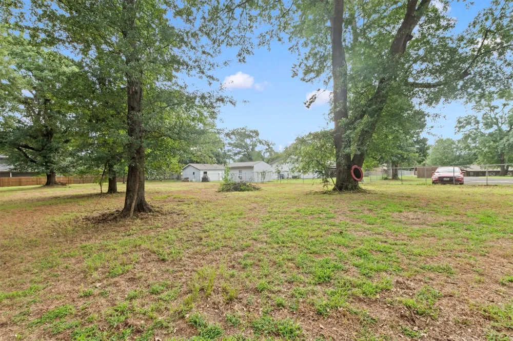 921 Bradleys Bend Tool, TX 75143