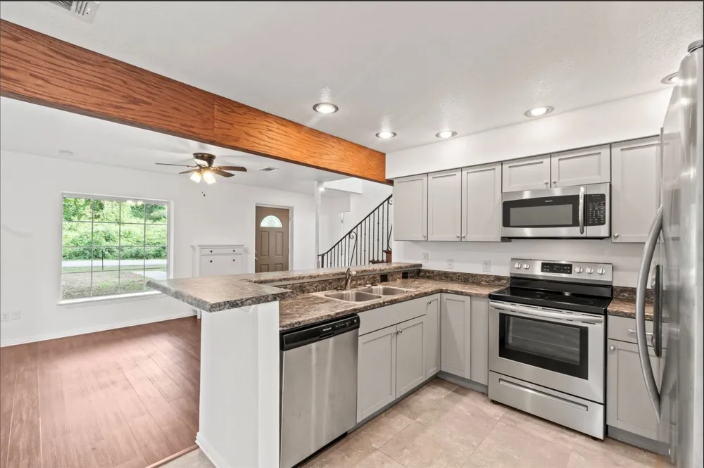 921 Bradleys Bend Tool, TX 75143