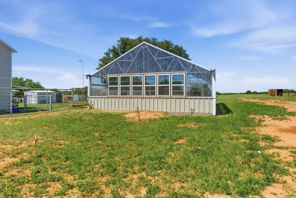200 Strother Road Newcastle, TX 76372
