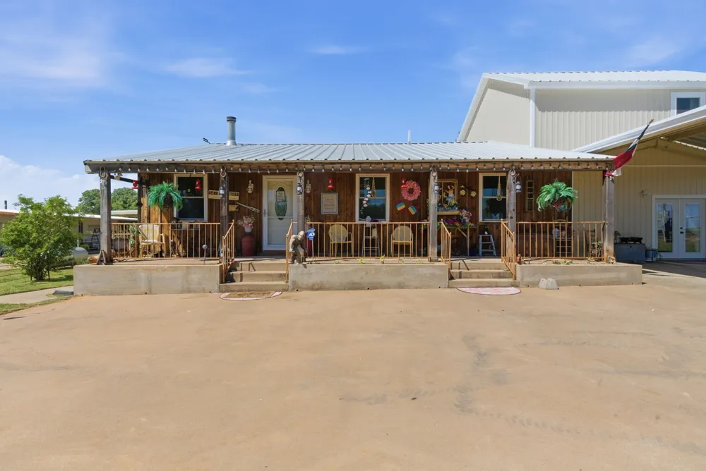 200 Strother Road Newcastle, TX 76372