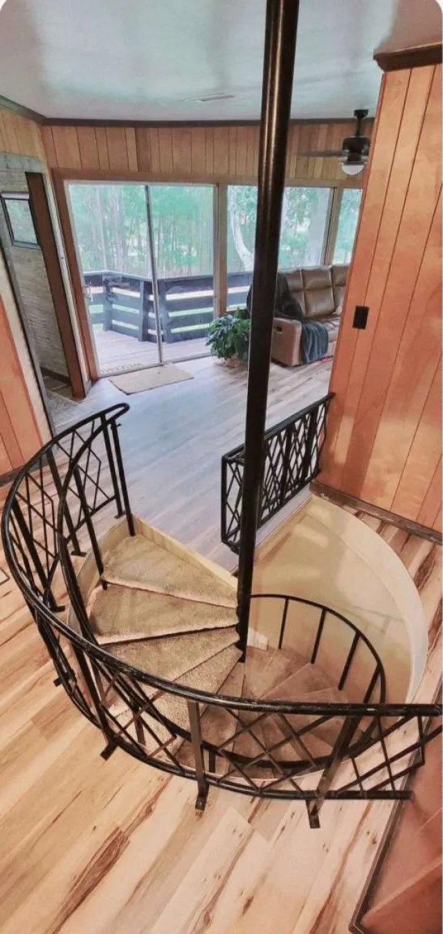 862 Lakeshore Drive Brookeland, TX 75931