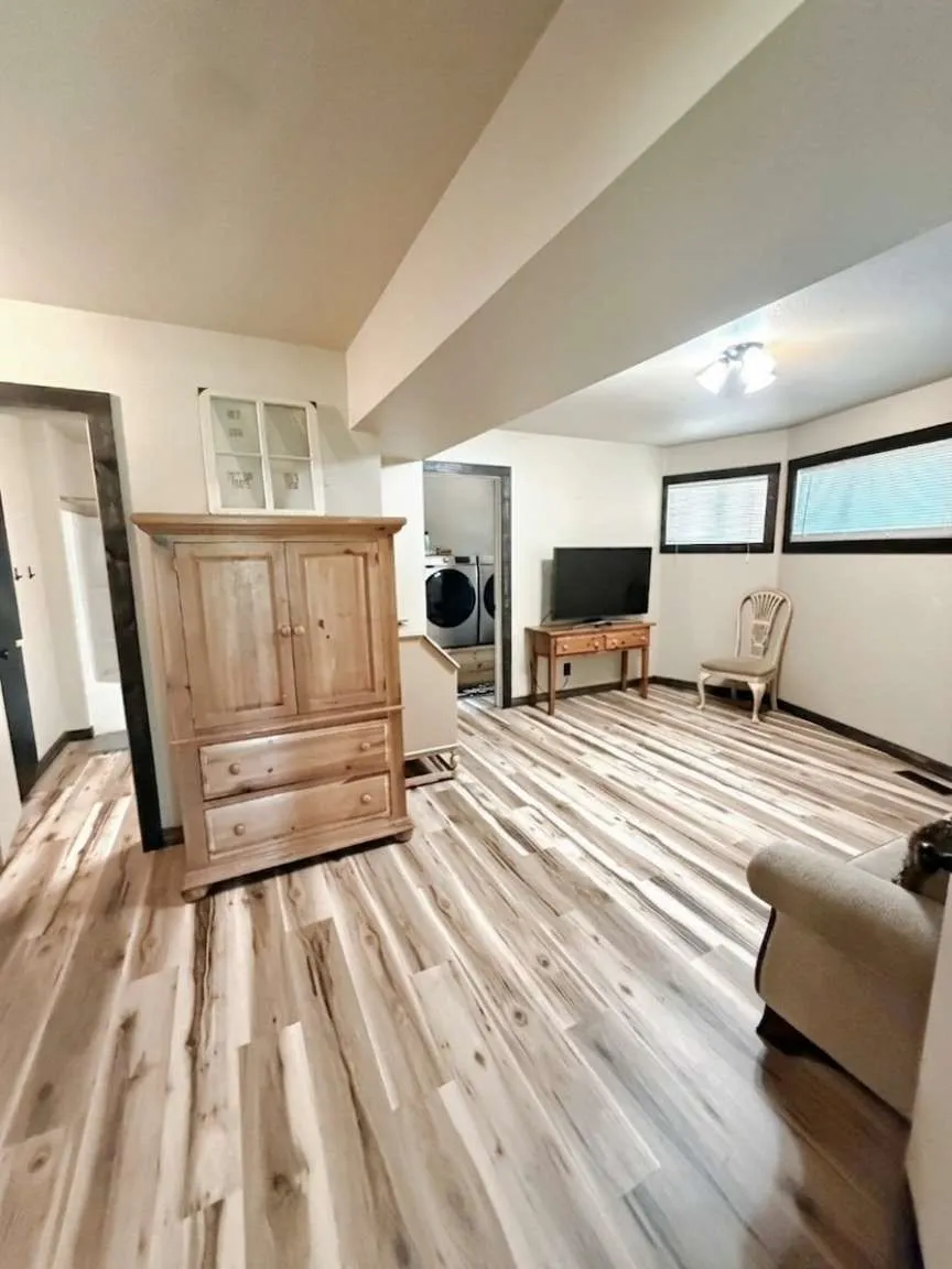 862 Lakeshore Drive Brookeland, TX 75931