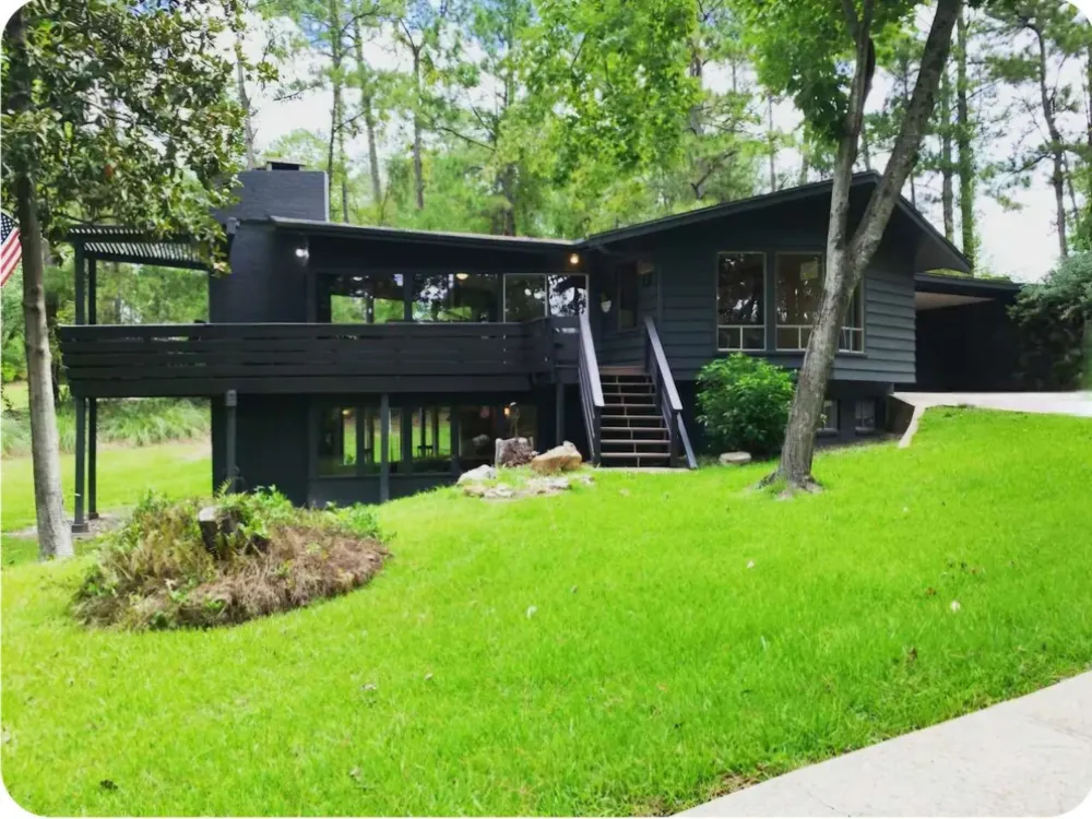862 Lakeshore Drive Brookeland, TX 75931