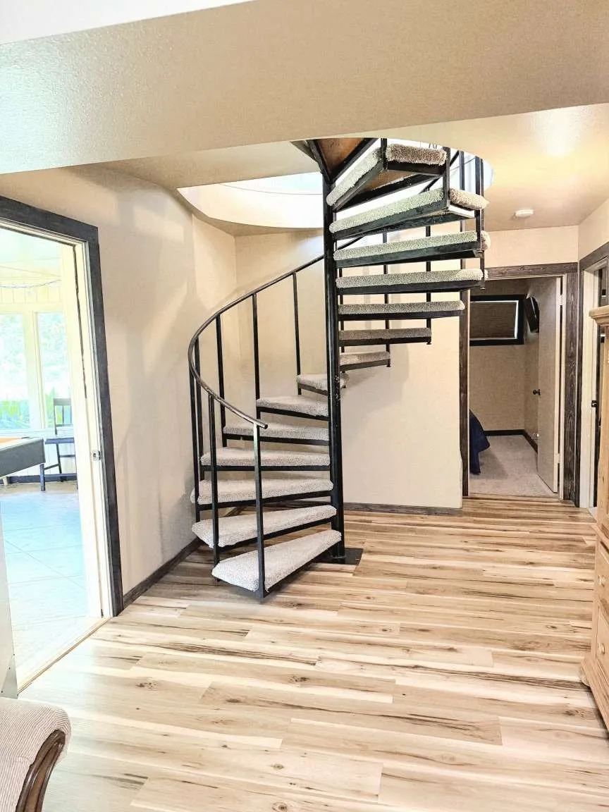 862 Lakeshore Drive Brookeland, TX 75931