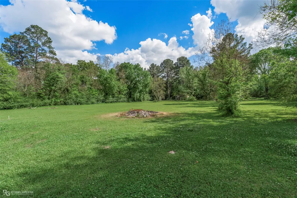 5725 Harper Road Keithville, LA 71047