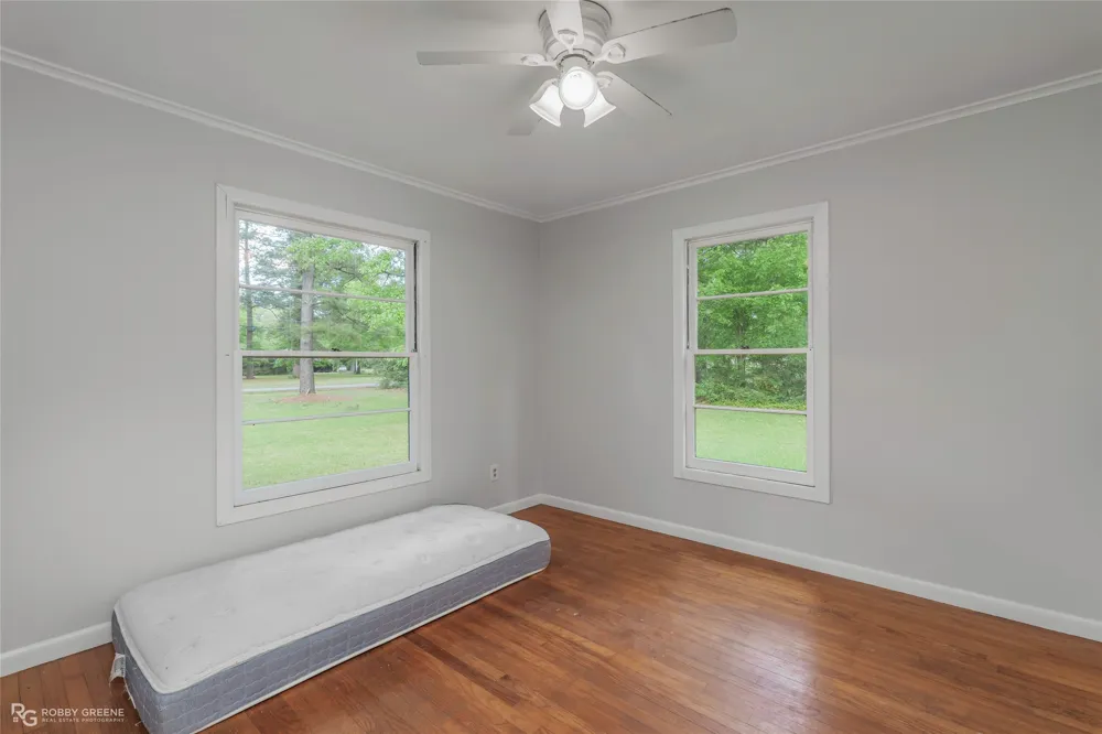 5725 Harper Road Keithville, LA 71047