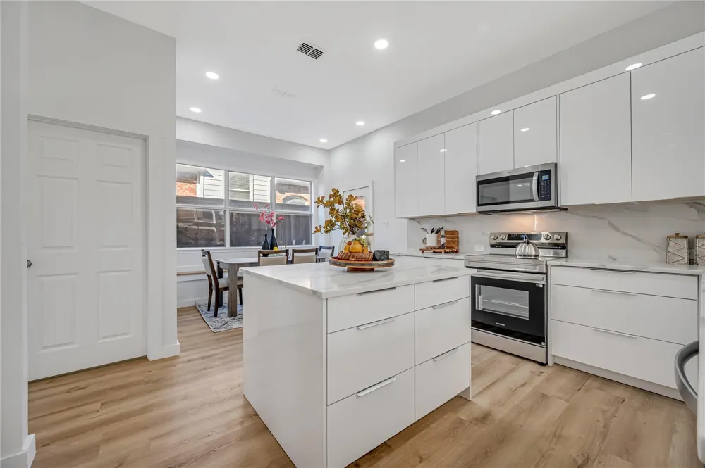 4609 Forest Park Road Plano, TX 75024