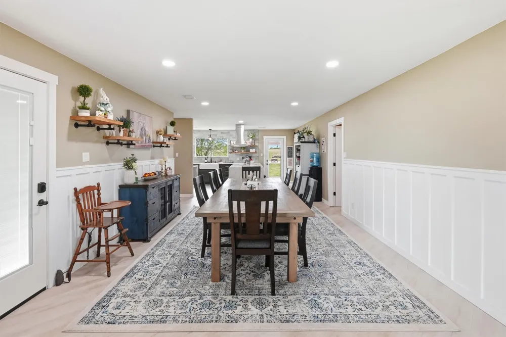 10208 County Road 418 Grandview, TX 76050
