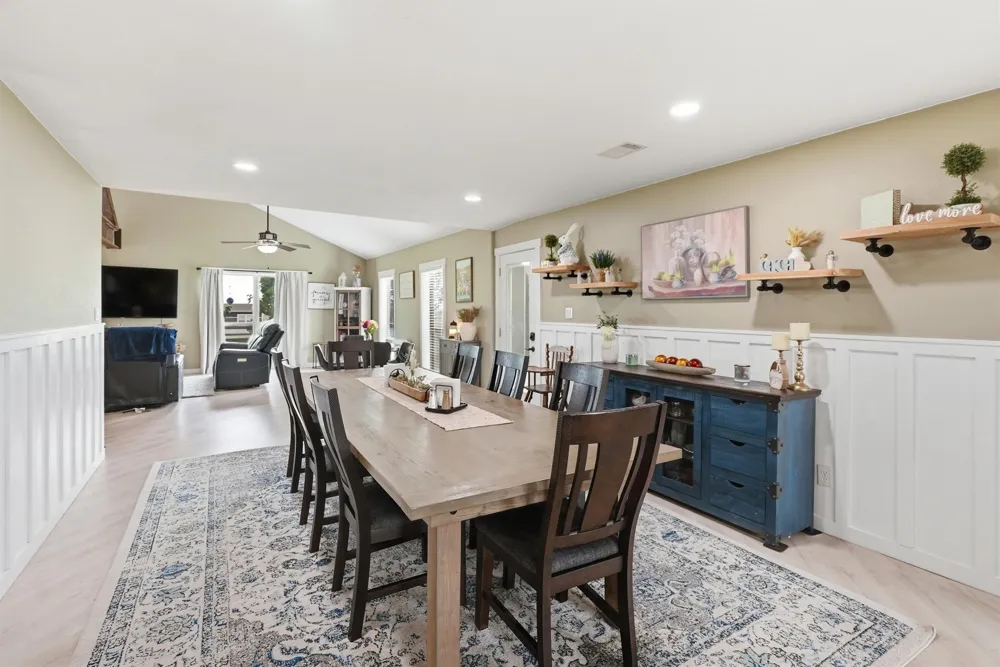 10208 County Road 418 Grandview, TX 76050