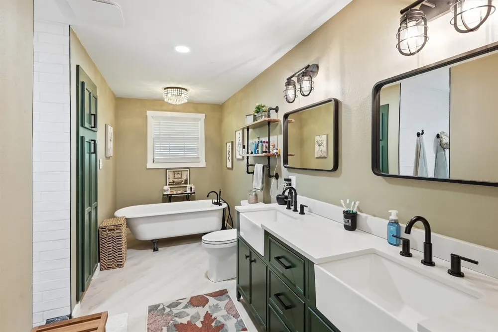 10208 County Road 418 Grandview, TX 76050