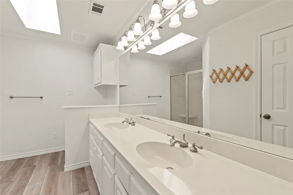 1611 Emma Drive Tool, TX 75143